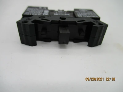 NEW Siemens 3SB3400-0B