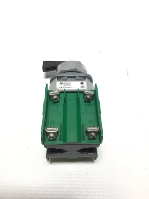 Allen-Bradley 800T-J17BP Selector Switch 30mm