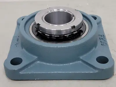 NEW AMI BEARING UKF209+HE2309
