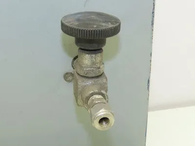 Concoa 6242412 Laser Gas Supply Regulator Panel Helium Nitrogen Carbon Dioxide