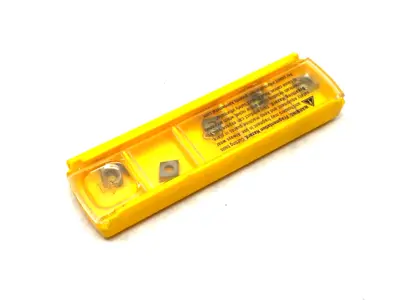 NEW KENNAMETAL SCREW-ON CCGT-HP INSERT CCGT060204HP