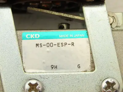 CKD 4KA321 Solenoid Valve 0-0.7 MPA With Pushbutton Valve