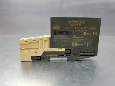 USED Siemens 6ES7138-4CB11-0AB0 SIMATIC S7 Module w/TM-P15C23-A0 Base