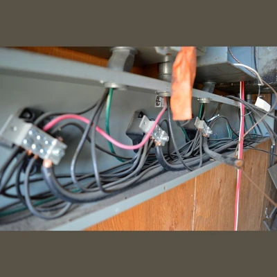 100 Amp Splitter Box Trough
