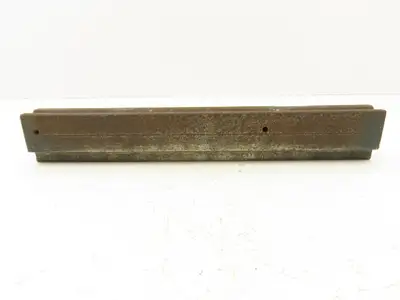 Press Brake Die 15-5/8" Long 90° V 9/16" W 5/16" D 1-3/4" H 1/2" Tang