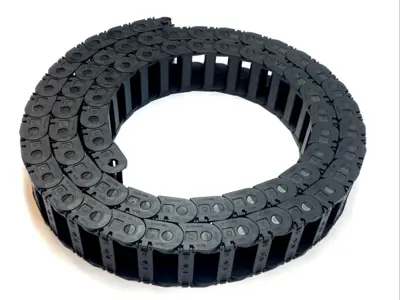 USED IGUS E2 ENERGY CHAIN 50MM WIDTH 125MM RADIUS 64 LINKS