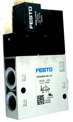 NEW FESTO CPE18-M1H-3GL-1/4 SOLENOID VALVE 163141 CPE18M1H3GL14