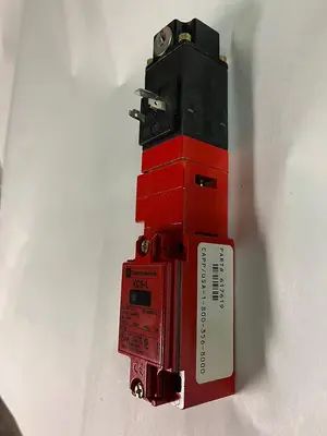 New | in-Stock SCHNEIDER ELECTRIC XCSL767B3 Miscellaneous Equipment (Electrical & Power) | Surplus Asset Holdings #1192816