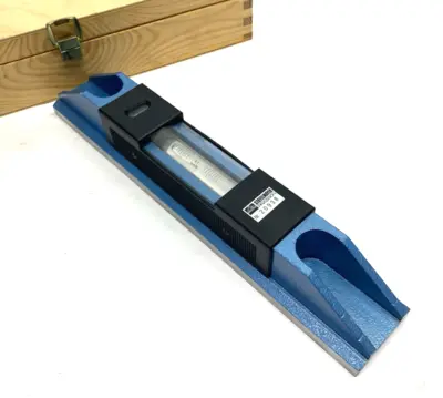 New | in-Stock Hoffmann Group Shaft Spirit Level Base Length×Accuracy: 300/2 mm Machinist Levels Michigan US | Maverick Industrial Sales #1391751