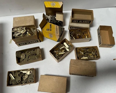_UNKNOWN_ _UNKNOWN_ Locks, Keys | Amiron Machinery (2)