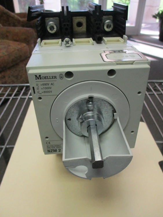 Used Moeller N2M2 200 Circuit Breakers Arizona US | ASSET CONVERSION SPECIALISTS, INC. #306422