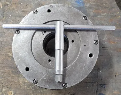 CUSHMAN 8in - 3 Jaw Chuck Tooling & Accessories, Lathe Chucks | Machinery Central (11)