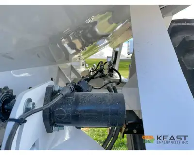 Used DALTON _UNKNOWN_ Broadcast Spreaders Iowa US | Keast Enterprises #1360205