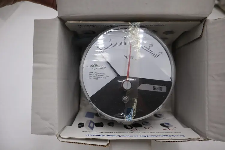 Used _UNKNOWN_ _UNKNOWN_ Lab Manometers Pennsylvania US | Global Equipment International, LLC #1429731