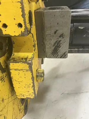 USED VAN DORN 300647