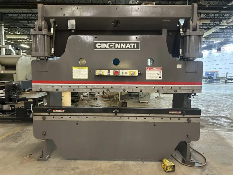 Used CINCINNATI INC 135CB-8 Press Brakes Georgia US | The Equipment Hub #1293526