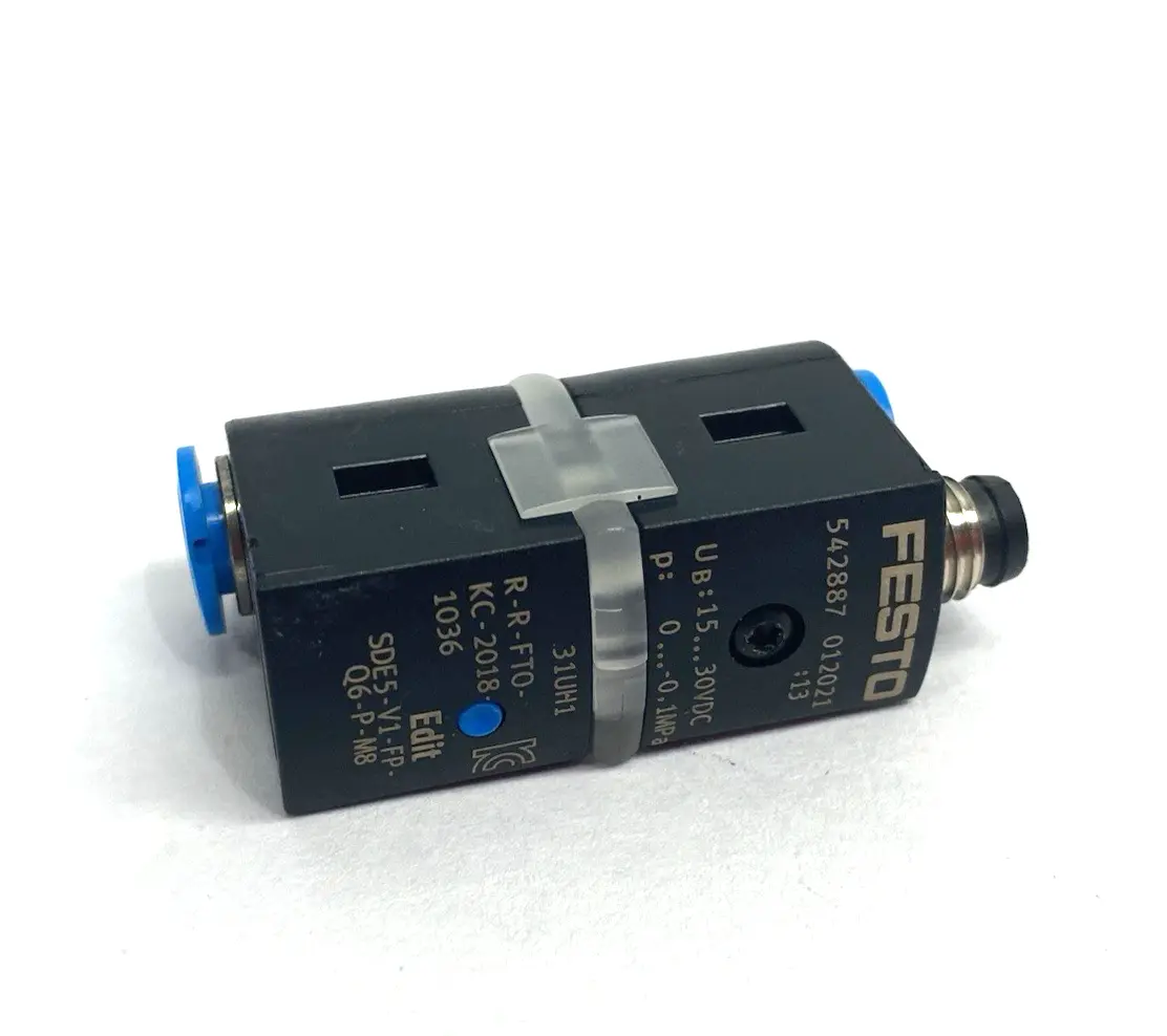 USED FESTO SWITCHABLE PRESSURE SENSOR SDE5-V1-FP-Q6-P-M8