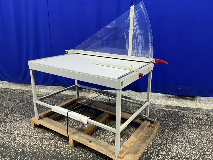 Used IDEAL _UNKNOWN_ Guillotines Ohio US | HGR 24 #1505840