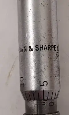 USED BROWN & SHARPE INSIDE MICROMETER