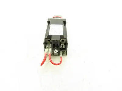 Allen Bradley 800MR-PT16R Small Round Pilot Light XFMR 120V Red Lens 22.5 mm