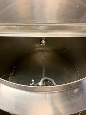 USED 2010 PREMIER STAINLESS 3BBL DF