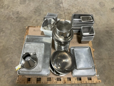 Used MIXED LOT OF STAINLESS STEEL RESTAURANT EQUIPMENT Pans Michigan US | Miedema Asset Management Group #1761559
