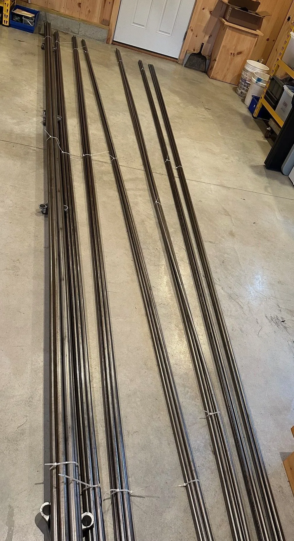 USED AED Docal Tube R8