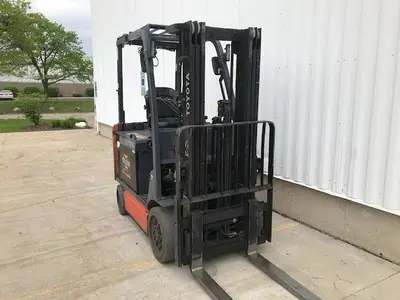 Used 2017 TOYOTA 8FBCHU25 Misc Forklifts Illinois US | Somerset Equipment Sales #1543047