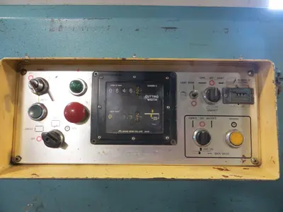 USED AMADA M-3060