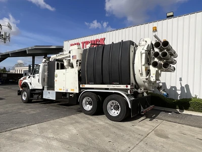 Used 2011 INTERNATIONAL 7500 Vacuum Truck California US | Big Truck & Equipment #1412192