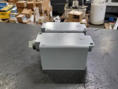 NEW ALLEN-BRADLEY 800H-2HHX7