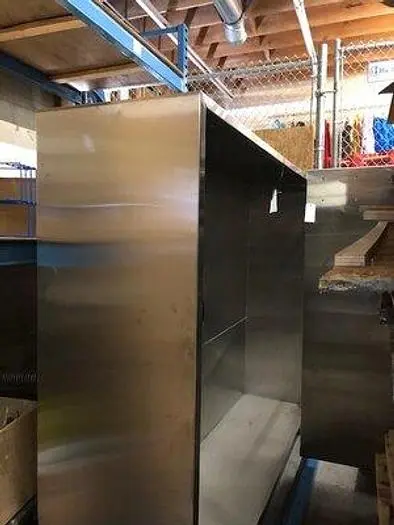 VENTIALTION HOOD - PIZZA OVENS  ETC - 8' X 6' - PRICE HAS BEEN SLASHED