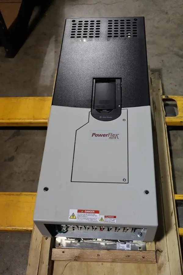 ALLEN BRADLEY 20G16ND014LNANNNNN POWERFLEX 755TR SERIES A STOCK #5402
