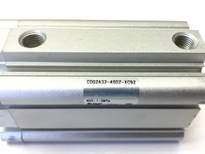 CDQ2A32-45DZ-XC92 | SMC  Compact Pneumatic Cylinder 32mm Bore 45mm Stroke - New – Open box