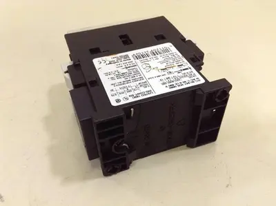 USED SIEMENS 3RT1026-3A
