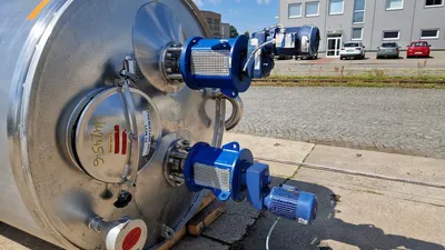 Hoeksma & Velt 6,000 Litre Stainless Steel Tanks | Perry Equipment (9)