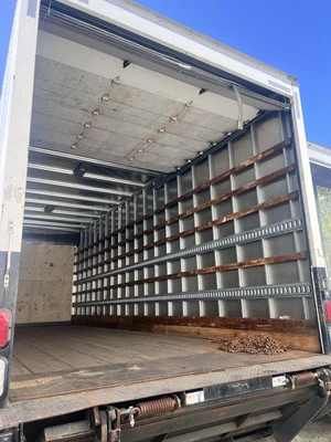 USED 2020 HINO 260 BOX