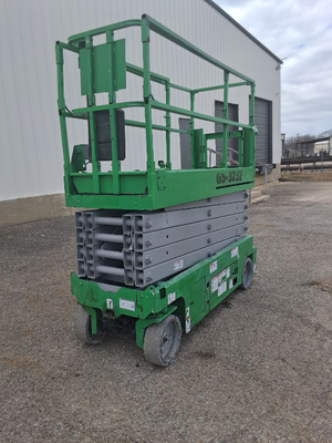 USED 2016 Genie GS-3232