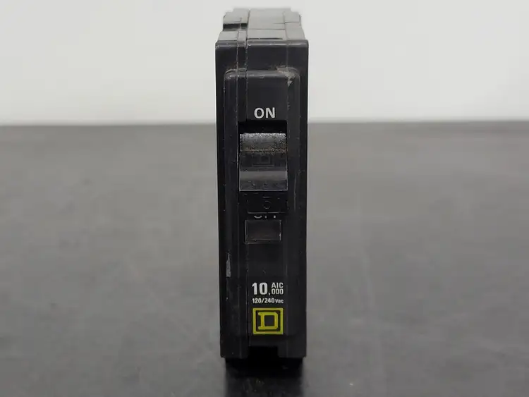Used SQUARE D QO115 Switchgears British Columbia CA | Lenmark #243391