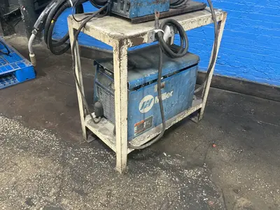 USED MILLER INVISION 456MP