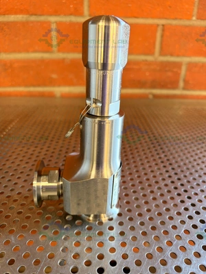 Used LESER 4814.7684 SPRING LOADED SANITARY SAFETY RELIEF VALVE W/1" SANITARY FITTING Valves/Fittings California US | Equipment Lab #1506523