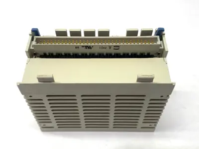 USED SIGMATEK DIAS DIGITAL CONVERSION MODULE DDM 163 CRACKED PLASTIC