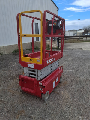 USED 2023 MEC 1330SE