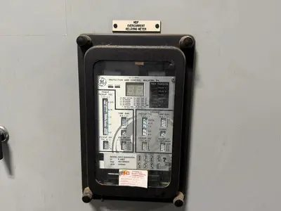 Hammond Power 1500 KVA DRY TYPE TRANSFORMER 4160 HV 575Y/332V LV WITH GE-AKD-8