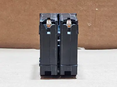 New | in-Stock SCHNEIDER ELECTRIC CHOM215 Switchgears British Columbia CA | Lenmark #1438291
