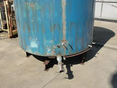 SPC7412  Tank 1110 gallon vertical tank, Stainless Steel, flat