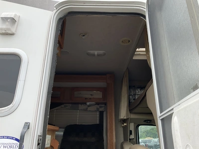 USED 2006 JAYCO GREYHAWK 31