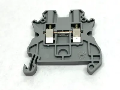 New | in-Stock Phoenix Contact Feed-Through Terminal Block 24A UT 2,5 LOT OF 20 Terminal Blocks Michigan US | Maverick Industrial Sales #1389163