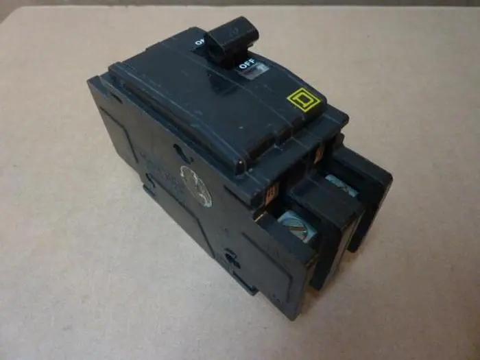 Used SQUARE D QOU210 Circuit Breakers Michigan US | Ideal Machinery #591645