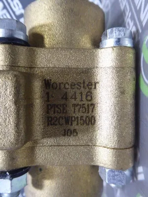 Flowserve 05F39NR3 Pneumatic Valve Ser. 39J05 80 PSI In-Lbs Used